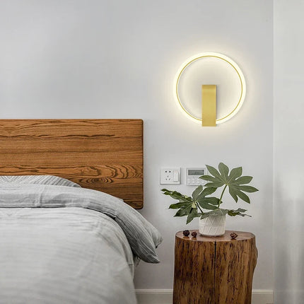 Applique murale LED au design moderne pour éclairage intérieur élégant — LZ4X9P2
