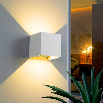 Applique murale LED cube design en noir, blanc ou gris — LZ4X9T1