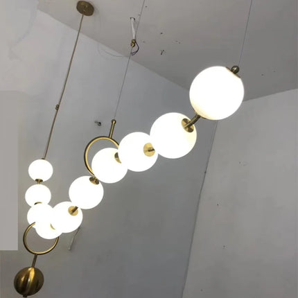 Lustre LED chaîne de boules en verre élégant et moderne — LZ4X9T2