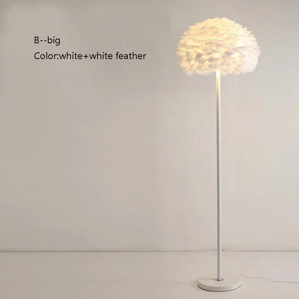 Lampadaire créatif à plumes pour mariage et célébration — LZ4N7Q2P