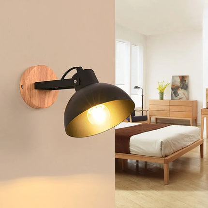 Applique murale industrielle nordique en bois avec lampe E27 LED — LZ4X9M2