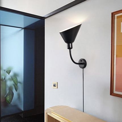Applique murale moderne avec abat-jour conique Rotob — LZ4XJ9