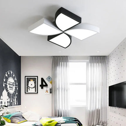 plafonnier moderne design pour chambre d'enfants lumineux et coloré