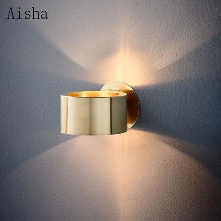Applique murale moderne en fer avec éclairage LED pour intérieur — LZ4X9T2