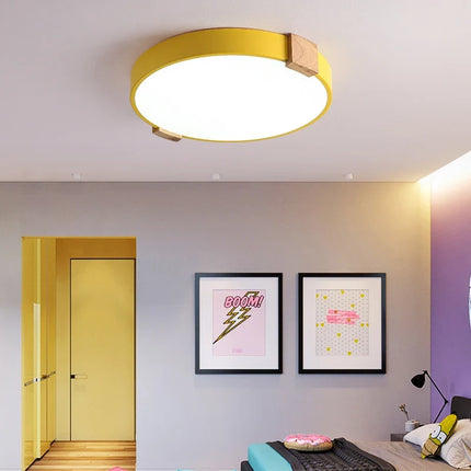 Plafonnier LED rond nordique en fer et bois décoratif — LZ4X9P2