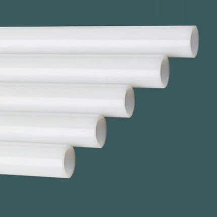 Lustre moderne pour décoration intérieure élégante et épurée — LZ4X9M