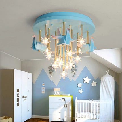 Suspension enfantine ludique pour chambre à coucher — LZ4X9JQ