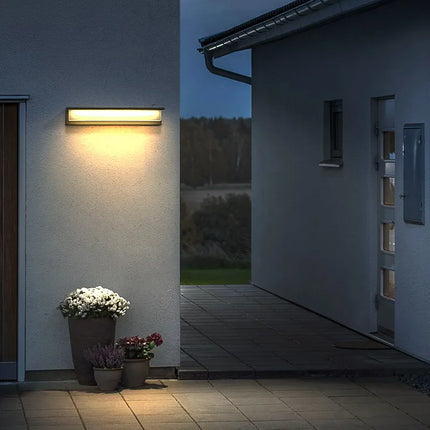 Applique murale extérieure étanche IP54 pour porche et balcon moderne — LZ4X9T2