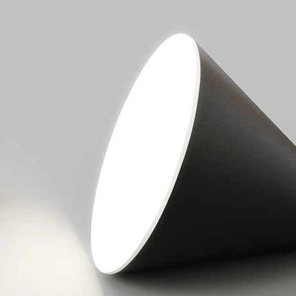 Lustre moderne minimaliste pour intérieur élégant — LZ4X9P2