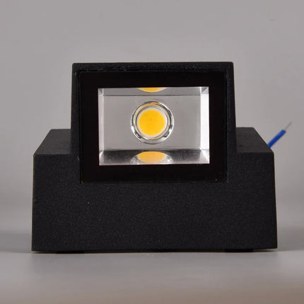 Applique murale LED étanche pour intérieur et extérieur — LZ4X9M