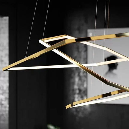 Plafonnier LED design pour décoration intérieure élégante — LZ4P9XQ