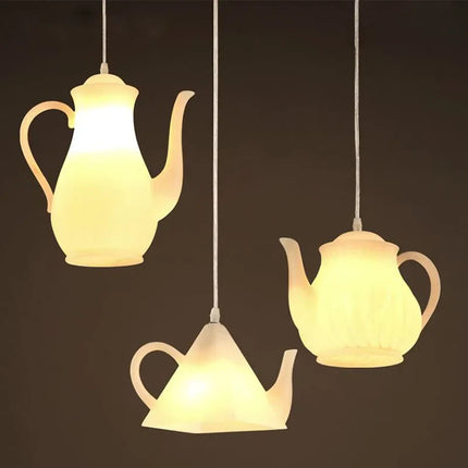 Suspension en résine décor théière et tasse de thé — LZ4X9P