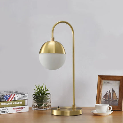 Lampe de bureau LED au design rétro pour éclairage intérieur — LZ4X9P2Q