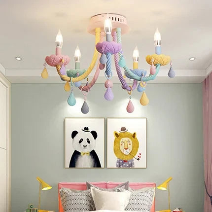 Plafonnier moderne avec douilles lumineuses pour chambre d’enfants — LZ4X9M