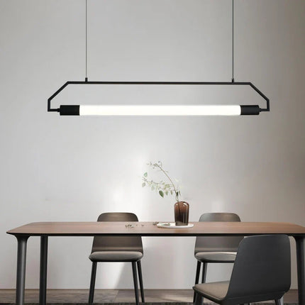 Lustre moderne pour café et espace de loisirs — LZ4X9P2Q