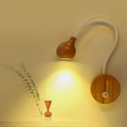 Applique murale nordique en bois avec tête orientable et interrupteur — LZ4X9T2