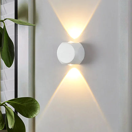 Applique murale LED noire étanche IP65 pour extérieur jardin et porche — LZ4X9T2