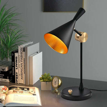 Lampe de chevet rétro au design industriel pour intérieur — LZ4X9M
