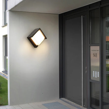 Applique murale extérieure moderne étanche IP54 pour porche et jardin — LZ4X9T2