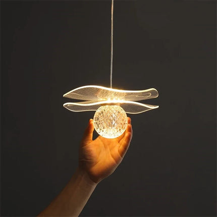 Lustre moderne LED en acrylique et cuivre forme feuille de lotus — LZ7XQ2