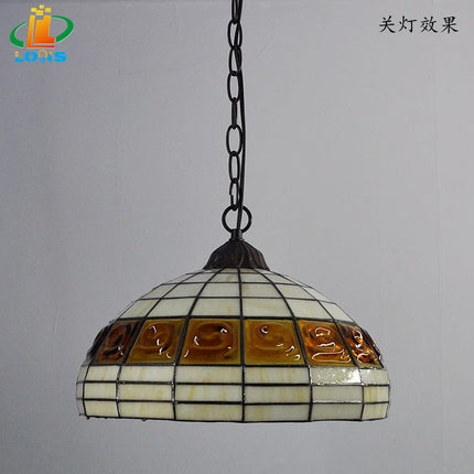 Lustre en brique style européen avec lampe en verre Tiffany antique — LZ4X9P