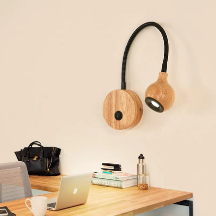 Applique murale nordique en bois avec tête orientable et interrupteur — LZ4X9T2