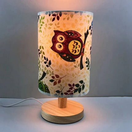 Lampe de bureau LED moderne en bois et tissu avec port USB — LZ4X9P2