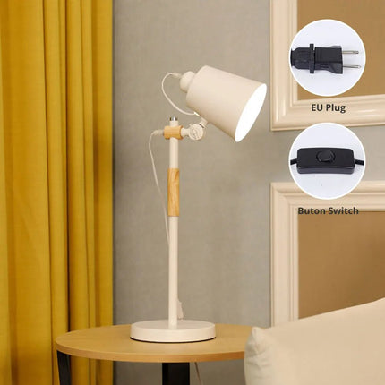 Lampe de bureau nordique en bois et métal moderne — LZ4X9T2
