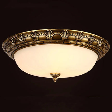 Plafonnier vintage en cuivre avec abat-jour rond en verre — LZ4P9XQ