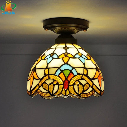 Plafonnier baroque en verre style Tiffany pour intérieur — LZ4Q9X2