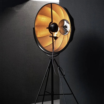 Lampadaire moderne en métal avec abat-jour en tissu GZMJ Satellite — LZ4X9P2