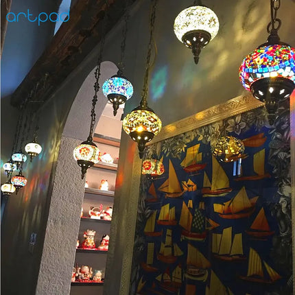Suspension artisanale en verre mosaïque style méditerranéen — LZ4X9QJ