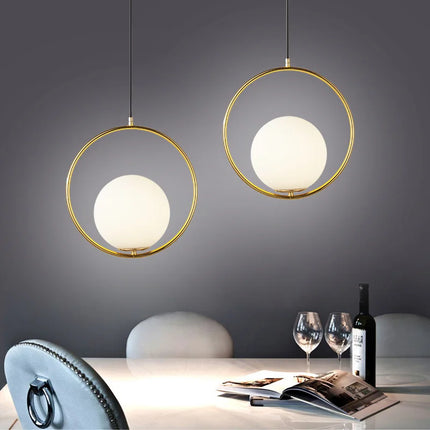 Suspension industrielle vintage avec globe en verre — LZ4X7Q2N