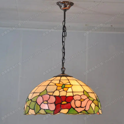 Lustre en verre style Tiffany européen avec papillon et fleur — LZ4X9Q2