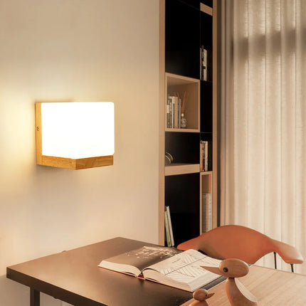 Applique murale en bois avec éclairage LED style vintage — LZ4X9T2