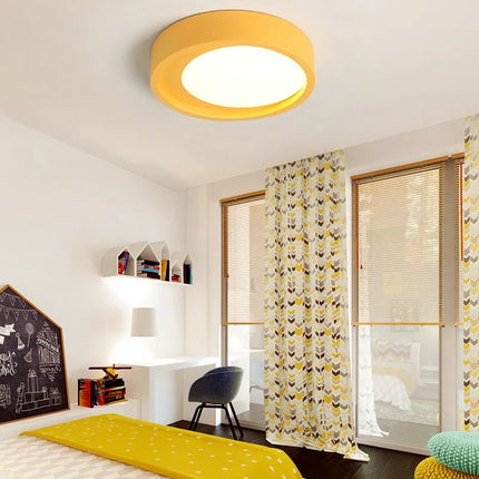 Plafonnier LED moderne pour chambre d’enfant et salon — LZ4X9P2