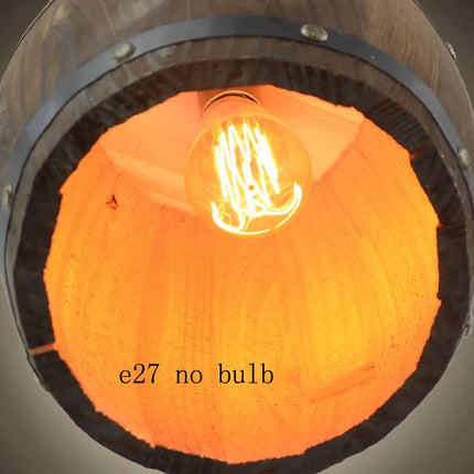 Suspension baril en bois style rétro pour restaurant — LZ4P9XQ