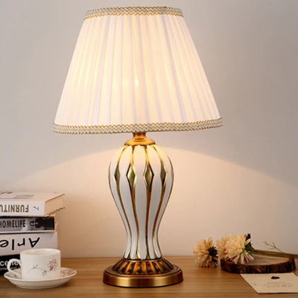 Lampe de bureau américaine antique en céramique peinte à la main — LZ4QJ7M