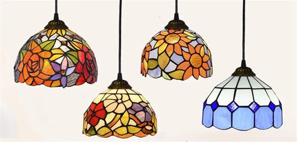 Suspension colorée au style méditerranéen d’inspiration marocaine — LZ4F7Q2