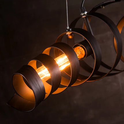 Suspension vintage en fer forgé pour intérieur — LZ4P9XQ2