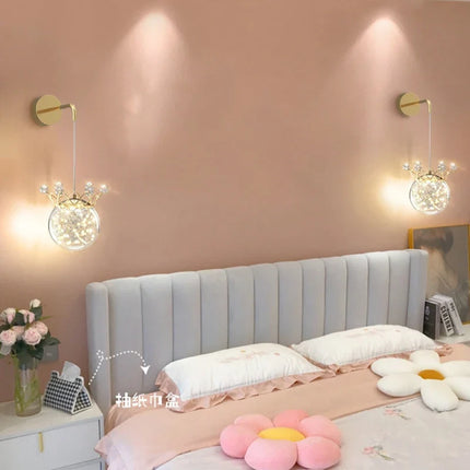 Applique murale en forme de couronne avec cristal et gypsophile — LZ4X9Q2