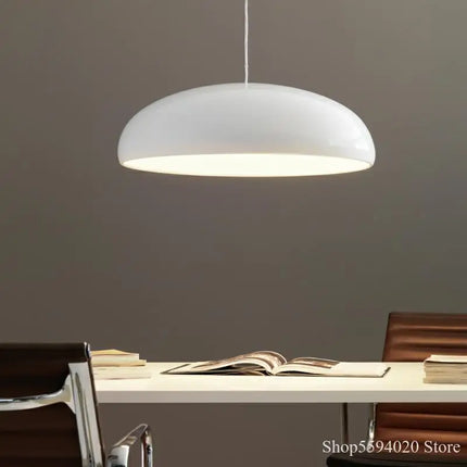 Suspension LED au design moderne pour décoration intérieure élégante — LZ4X9P2Q