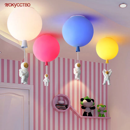 Plafonnier LED nordique avec motif astronaute et ballons pour enfants — LZ4X9QJ