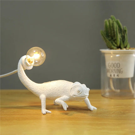 Applique murale lézard en résine avec luminaire de nuit — LZ4X9P2