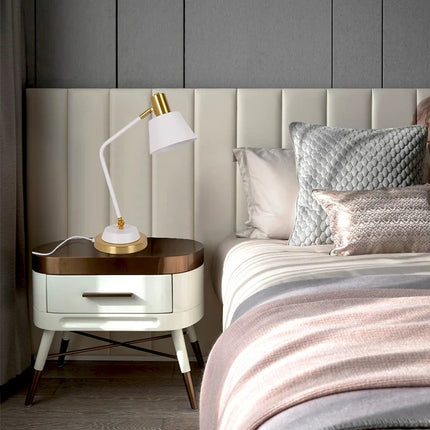 Lampe à poser LED nordique romantique pour bureau et étude — LZ4Q7N2