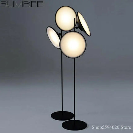Lampadaire LED double corne au design nordique moderne — LZ4X7P