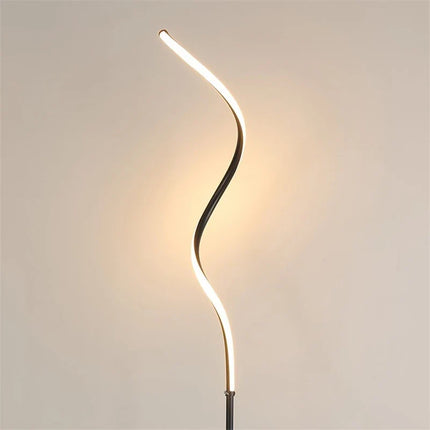 Lampadaire LED courbe au design nordique moderne — LZ4T9X