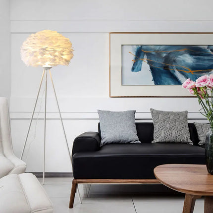 Lampadaire créatif à plumes pour mariage et célébration — LZ4N7Q2P