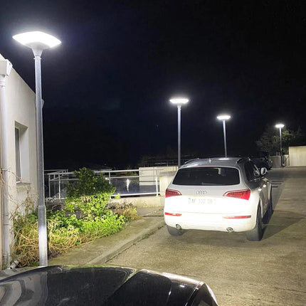 Lampadaire solaire extérieur 360° avec capteur crépuscule-aube — LZ4X9P
