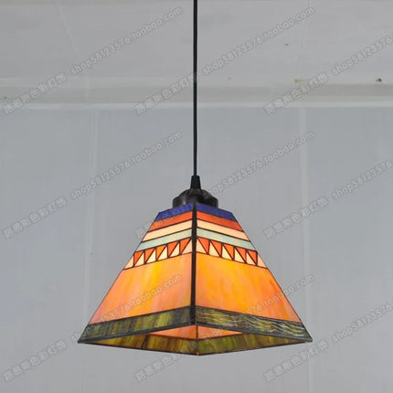 lustre espagnol tiffany pour restaurant et café vitré